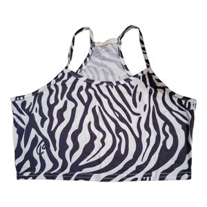 💕5/$18 ROMWE Zebra Pattern Halter Crop Top